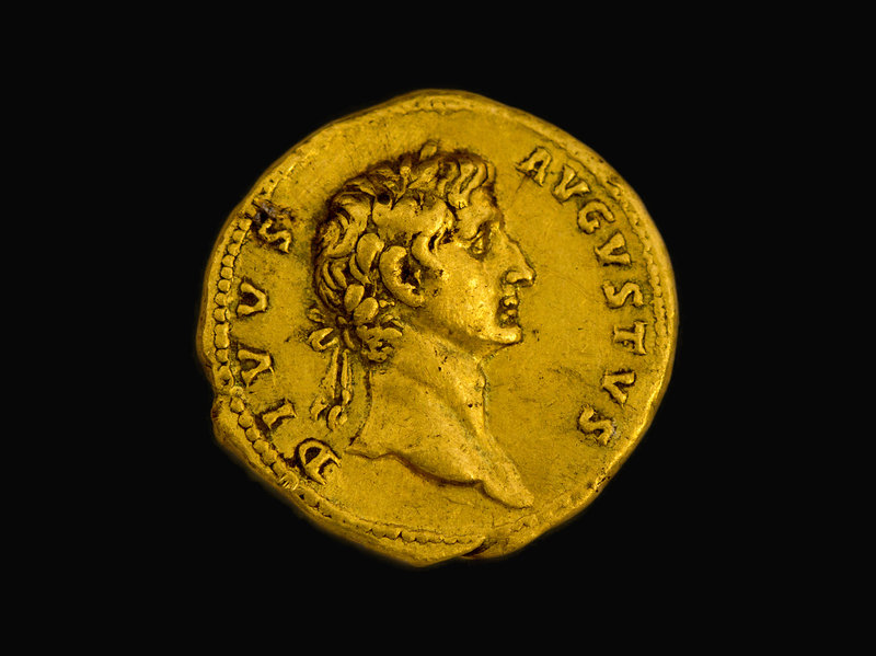Roman Imperial, 107 CE - Augustus commemorative gold aureus, obverse. Images courtesy Israel Antiquities Authority