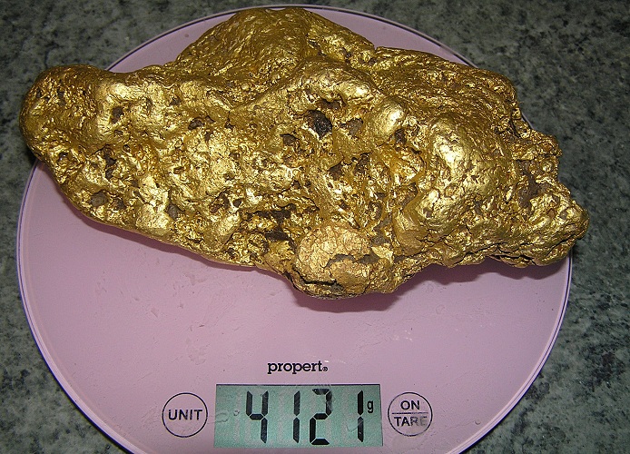 Friday's Joy gold nugget cleaned and weighed. Image courtesy Minelab