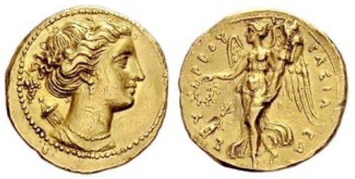 Pyrrhus, king of Epirus (306-273), in Syracuse 278-276. . Gold half stater