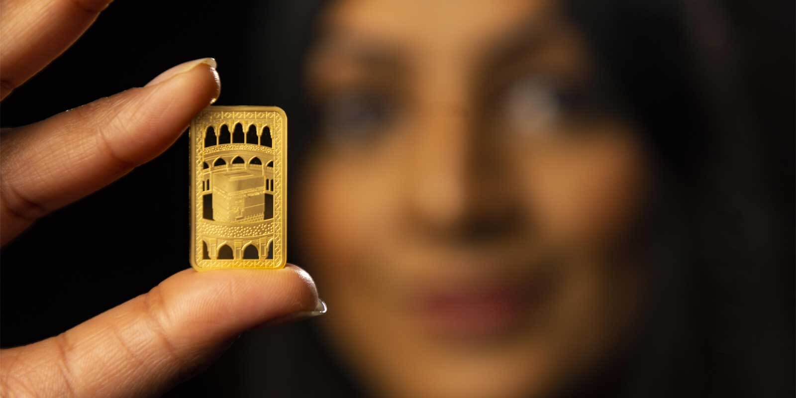 Royal Mint Gold Bar for Islamic Community Depicts the Kaaba