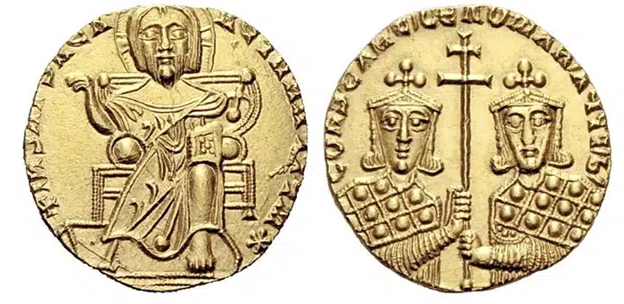Constantinus VII and Romanus I Solidus 920/921. Image: Sincona.