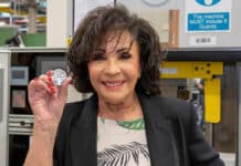 Royal Mint Welcomes Music Legend Dame Shirley Bassey to Strike Her Own Coin