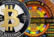 2012 Casascius "Gold B" 10 Bitcoin. Image: CoinWeek/ Stack's Bowers