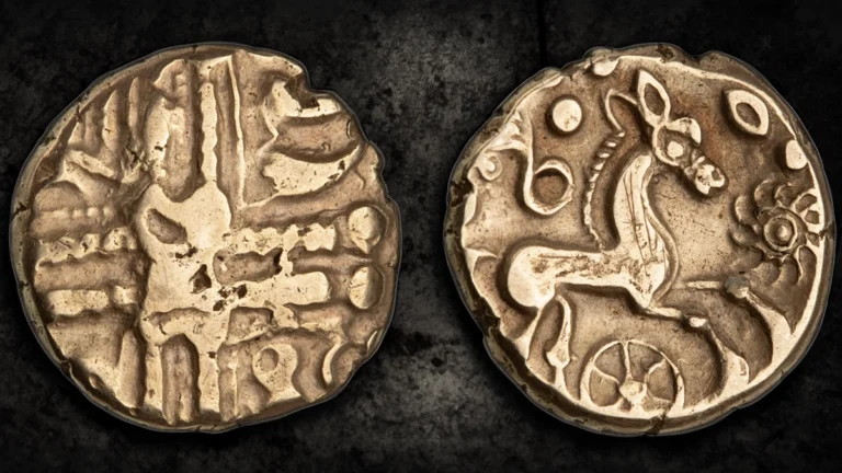 Catuvellauni gold stater depicting horse, chariot wheel, and astral imagery. (ANS 1944.100.78360)