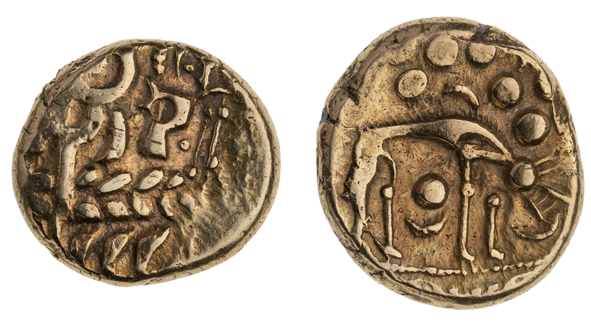 Figure 2. Reverse of a gold “Norfolk Wolf” stater depicting a wolf surrounded by astral motifs. (ANS 1976.253.1)