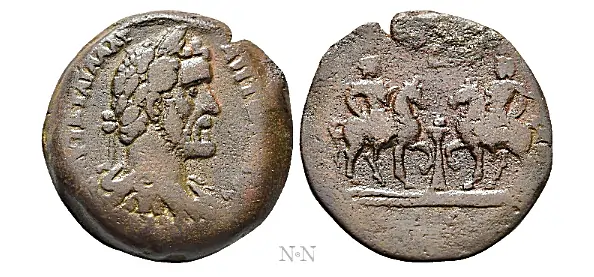 EGYPT. Alexandria. Antoninus Pius (138-161). Ae Drachm. Dated RY 13 (AD 149/50).Obv: ΑΥΤ Κ Τ ΑΙΛ ΑΔΡ ΑΝΤωΝΙΝΟϹ ϹЄΒ ЄΥϹ. Laureate and draped bust right. Rev: L ΤΡΙϹΚΑΙΔЄ (date). Dioskouroi, each crowned with star, on horseback towards each other; between, thymiaterion. RPC IV.4 1193 (3 specimens); Dattari (Savio) 8398; Extremely rare Good fine.Weight: 24.11 g.Diameter: 32 mm.
